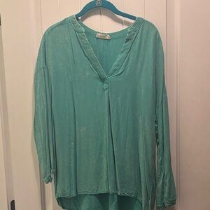 Chic Aqua V-Neck Blouse